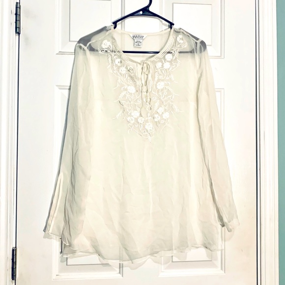 Tunic ( New without tag) - Picture 1 of 2